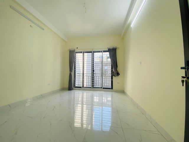 Bán Nhà 5 Tầng Thượng Thanh - Kiến Trúc Đẳng Cấp Địa Điểm Vàng An Sinh